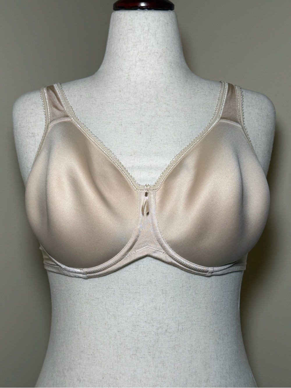 Wacoal Basic Beauty Spacer T-Shirt Bra 38D Nude Underwire Full Coverage